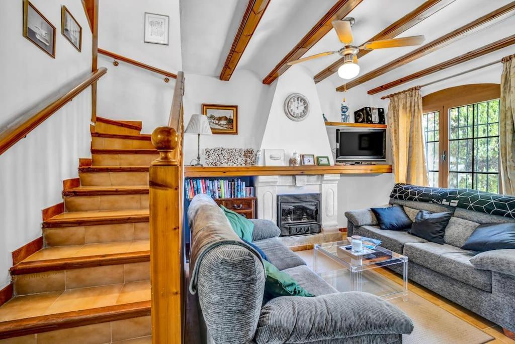 La Isla Casa Barnaby Villa Platja de Larenal Bagian luar foto